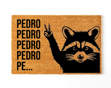 Cargar imagen en el visor de la galería, Felpudo Personalizado Fibra de Coco Pedro Pedro Pedro
